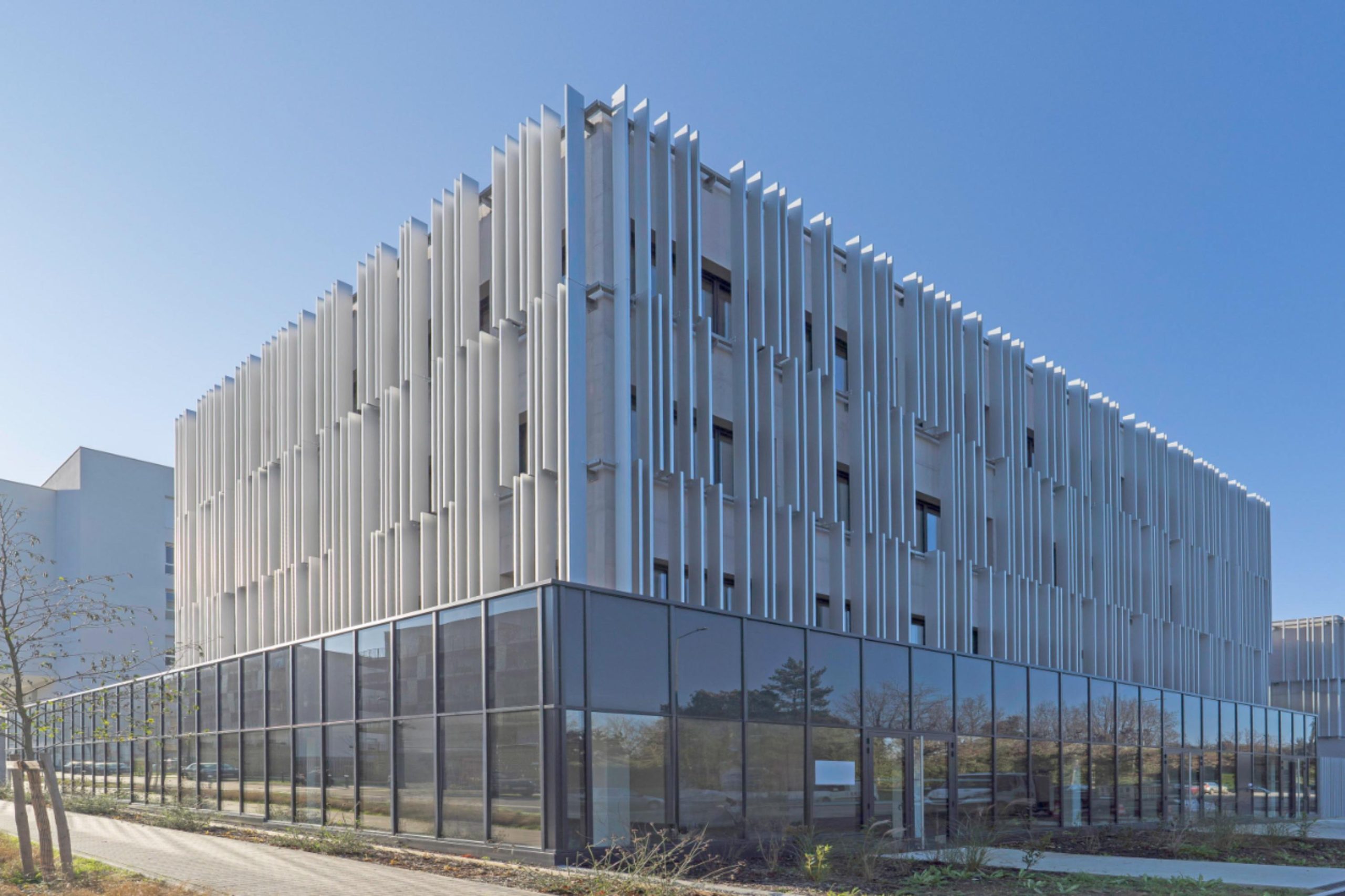 Infinity, immeuble de bureaux quartier Haluchère Batognolles à Nantes.