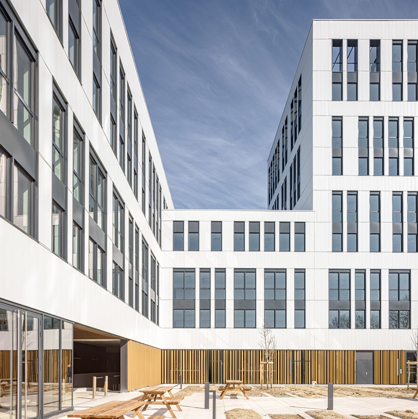 Immeuble Aérosky. Quartier Haluchère Batignolles Beaujoire. Nantes.