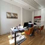 Bureaux à vendre dans impasse calme. Nantes centre, quartier Bottière-Chénaie.