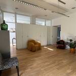 Bureaux à vendre dans impasse calme. Nantes centre, quartier Bottière-Chénaie.